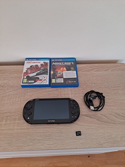 Konsola PSP Vita +Gry Ładowarka