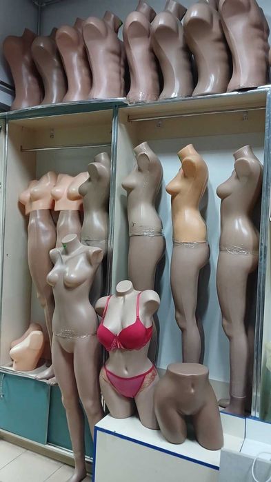 Продаж  манекени   усі      в наявності  недорого    Відправка НП