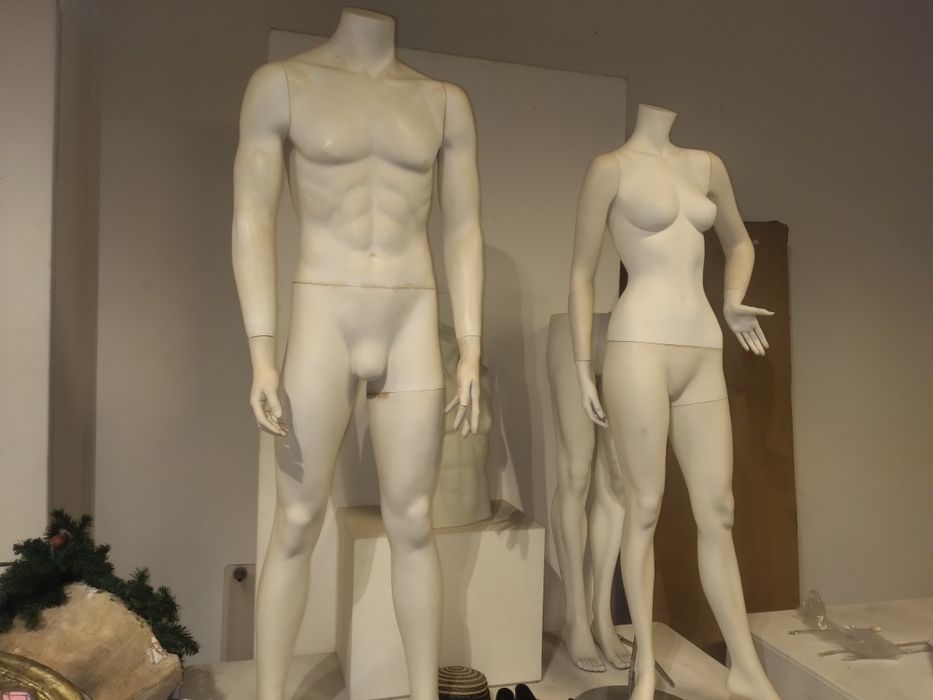 Venda recheio loja/show Room . Só vendemos pela totalidade.