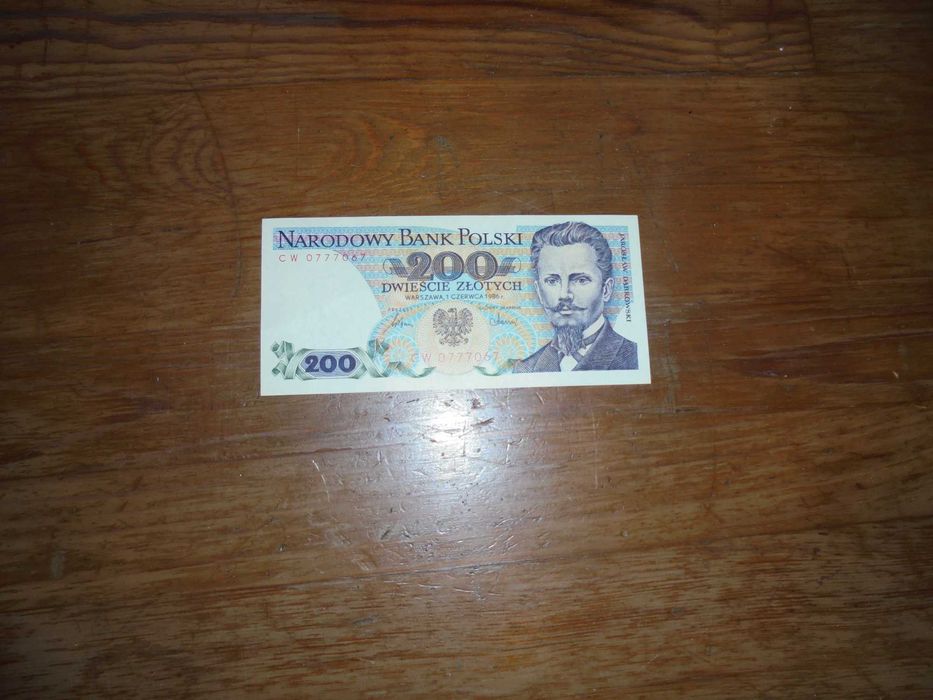 banknot Polski 200 zł 1986 seria CW nr 07770x7 stan bankowy UNC [b499]