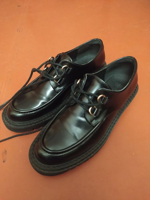 Лофери reserved 37 розмір