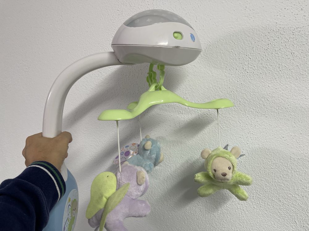 Mobile Fisher Price para berço de bébé
