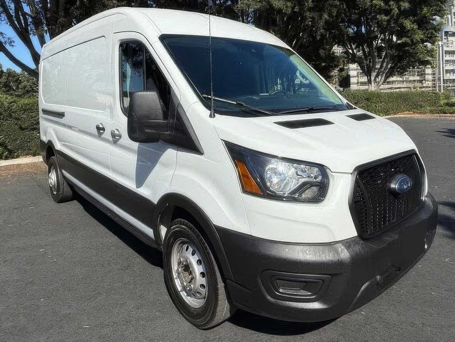 Ford Transit Cargo 250 Medium Roof      2023