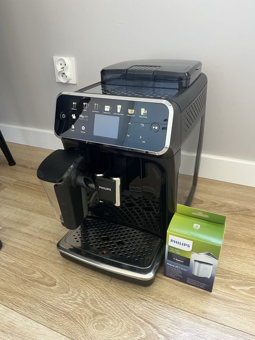 Ekspres Philips Latte Go model 5400