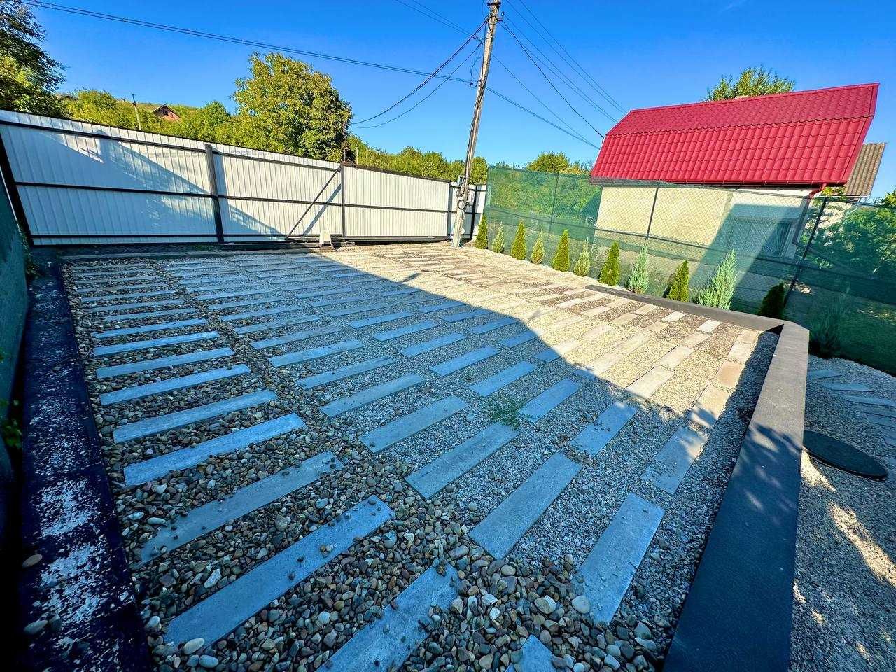 Будинок для відпочинку чи бізнесу на березі водойми_M