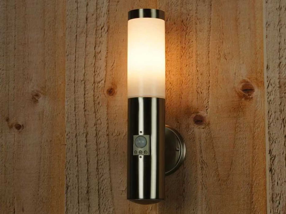 Lampa ścienna zewnętrzna Smartwares czujnik ruchu gratis