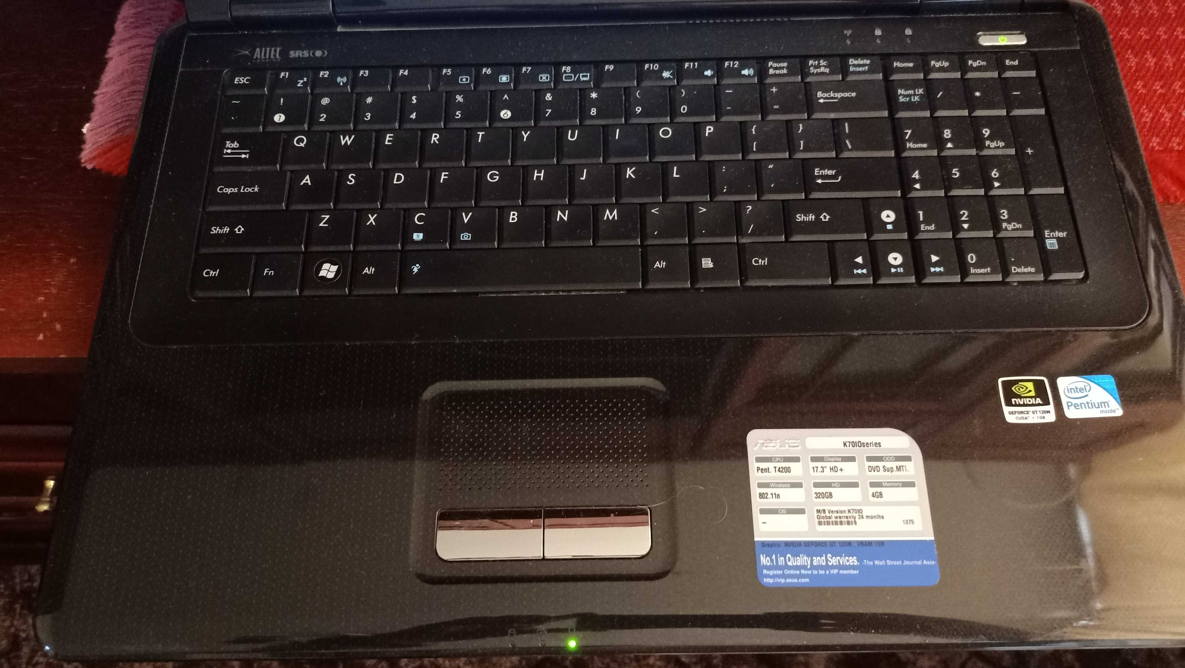 Laptop Asus K70IO 17,3" IntelCore 2 Duo, RAM 4GB, HDD320 GB