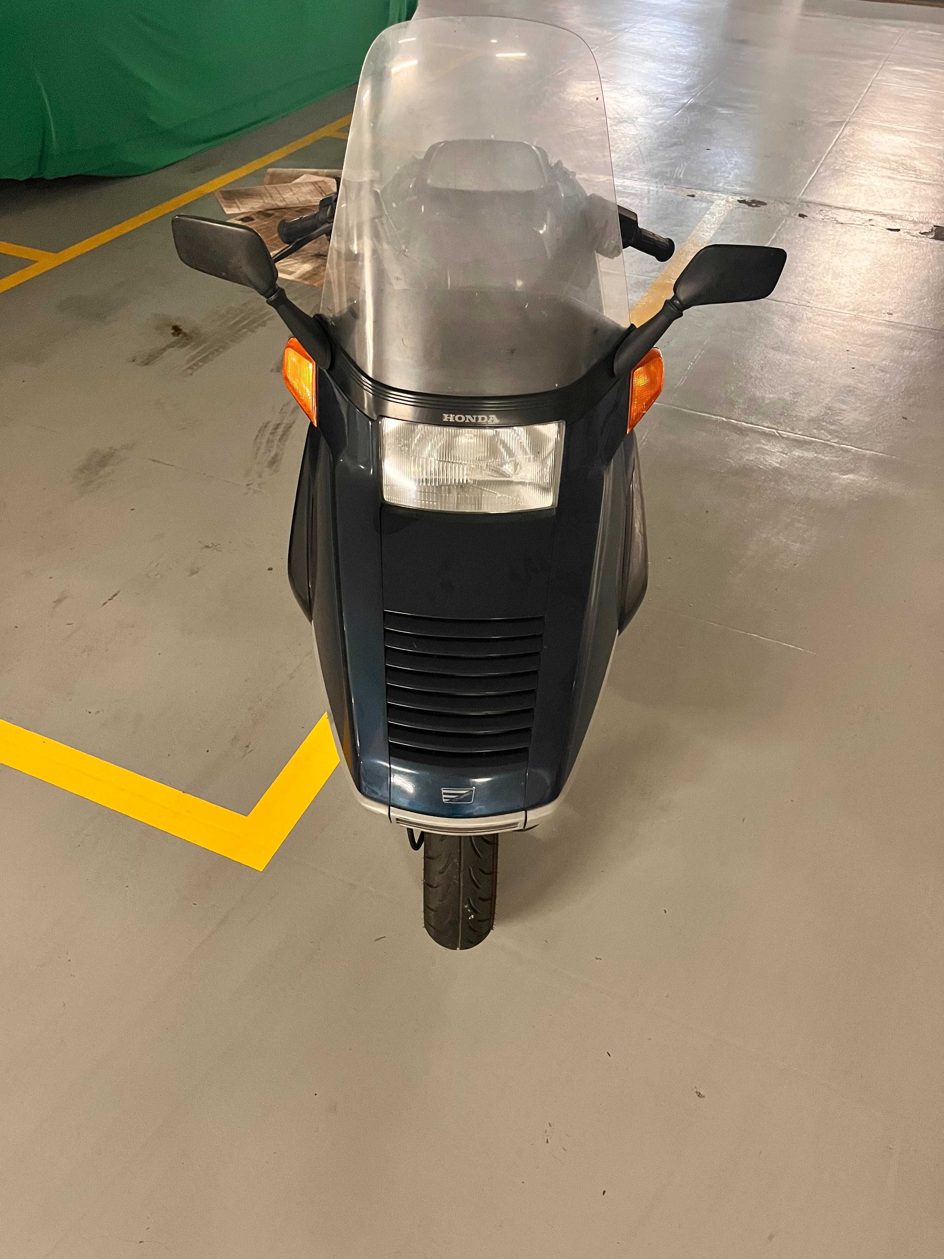 Honda CN 250 Spazio. Excelente estado!