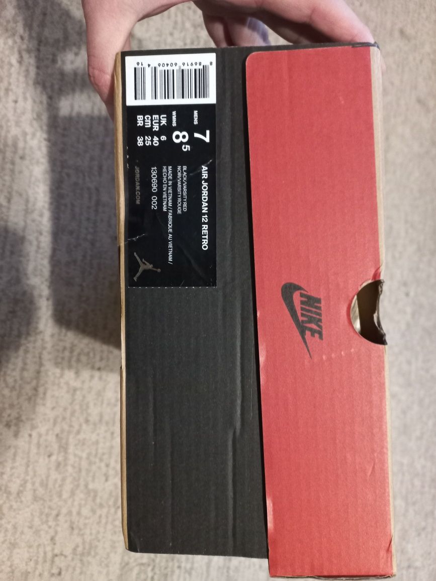 Jordan retro 12 nike.