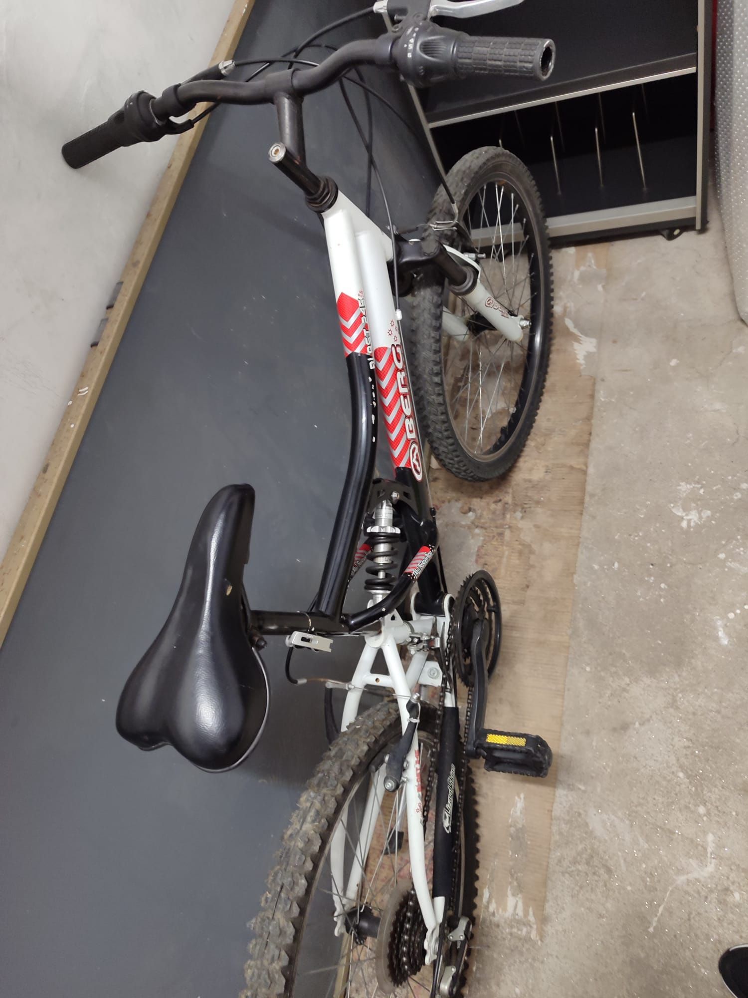 Bicicleta berg blast