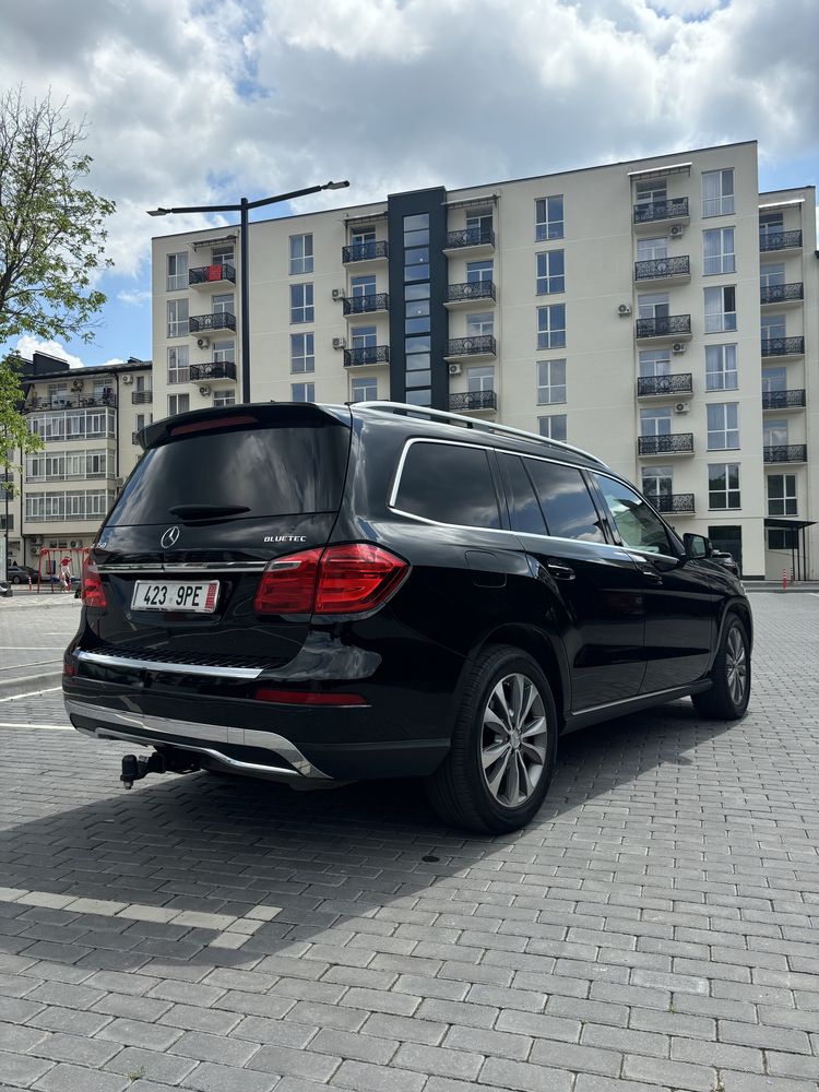 Mercedes-Benz GL350d 2013