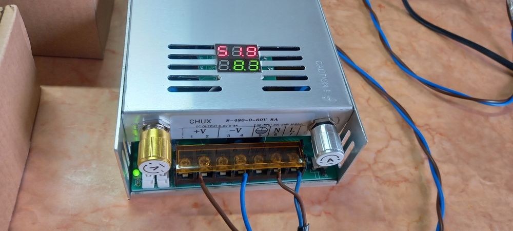 Зарядка для любых аккумуляторов 0 - 67V / 8.2 A