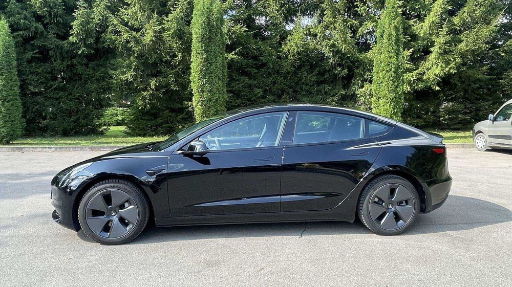 Продам TESLA MODEL 3 2021