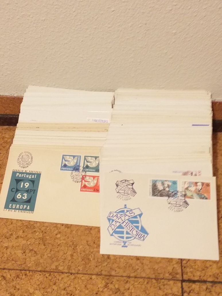 Envelopes 1° dia como novos