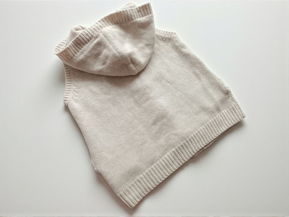 Massimo Dutti Wool Cashmere Cable Knit Vest with Hood