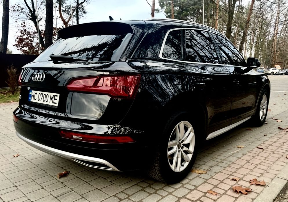 Audi Q5 sport 2.0TDI  гібрид MHEV 2020р.в.