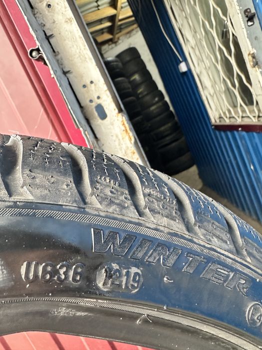 225/40/19 пирелли всесезонная 7.5мм+ 2019 год топ!)