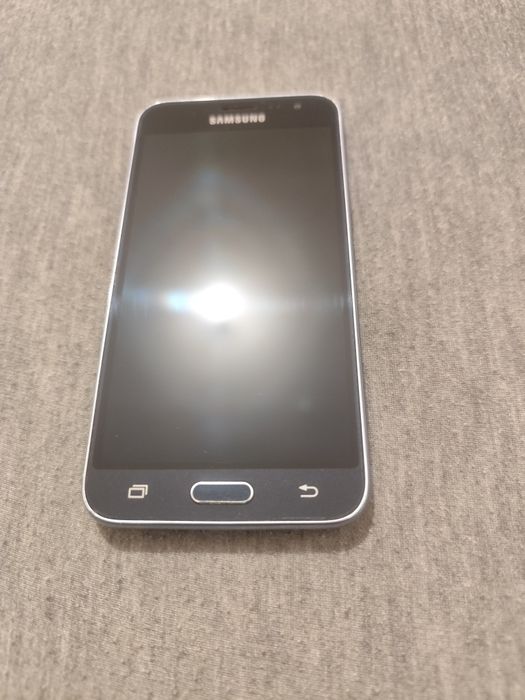 Samsung Galaxy J3 (SM-J320F) – sprawny, dobry stan, tanio