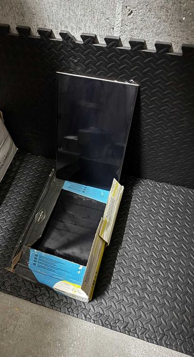 Płytki Ścienne Białe Czerwone Czarne 250x400x8 mm Gatunek 1