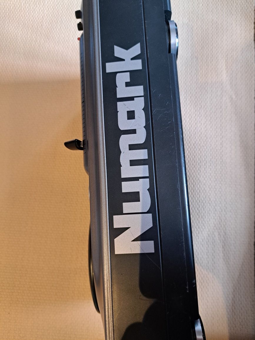 Numark Axis 4 odtwarzacz CD