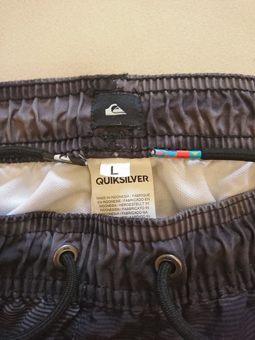 Мужские пляжные шорты QUIKSILVER.