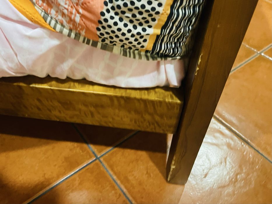 Cama casal de Madeira 1,50 / 1,9cm