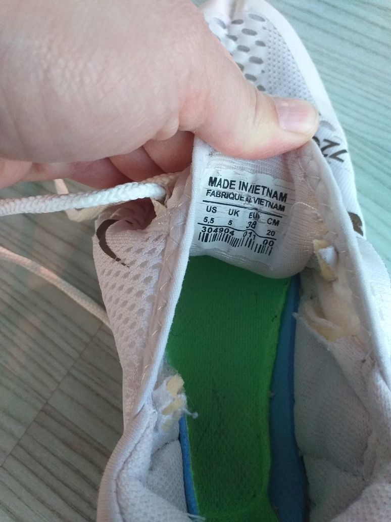 Buty damskie Nike 38