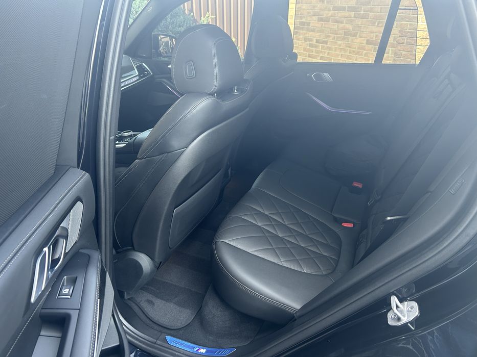 Продам BMW X5 2024