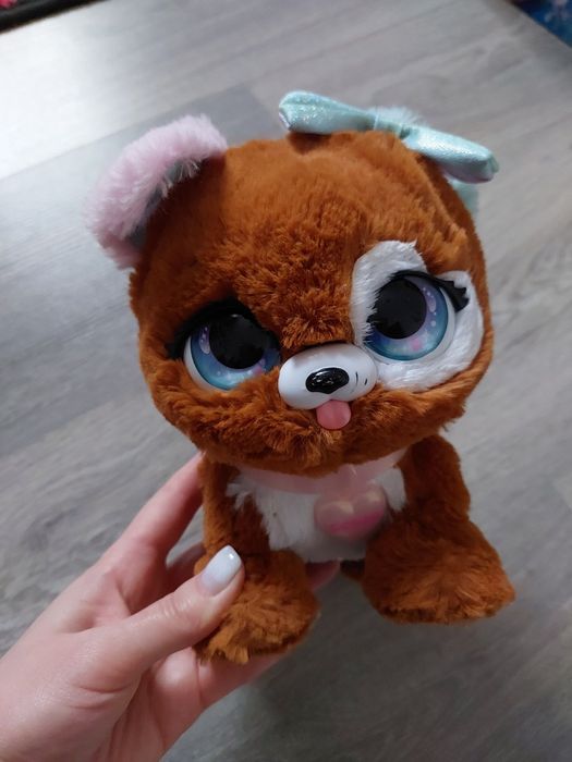 Інтерактивна іграшка-сюрприз Present pets блискуче цуценя .
