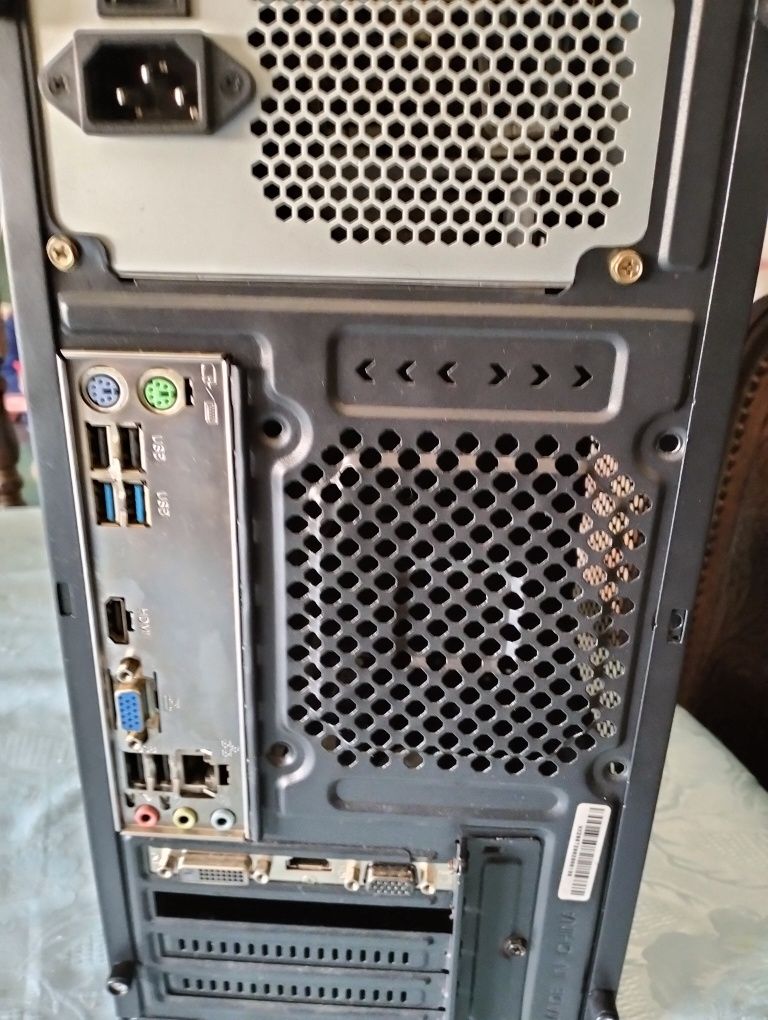 Torre PC i5-4670 3.4Ghz+16Gb RAM+GT710 2Gb Gddr5+SSD+hdd