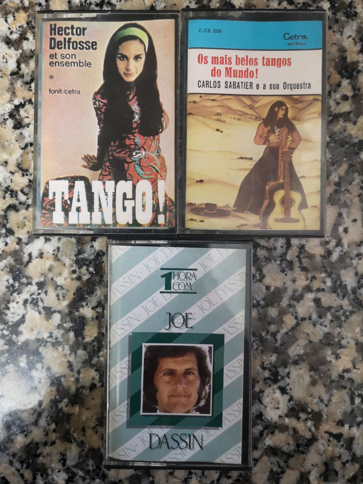 7 Cassetes de música variada (década de 80)