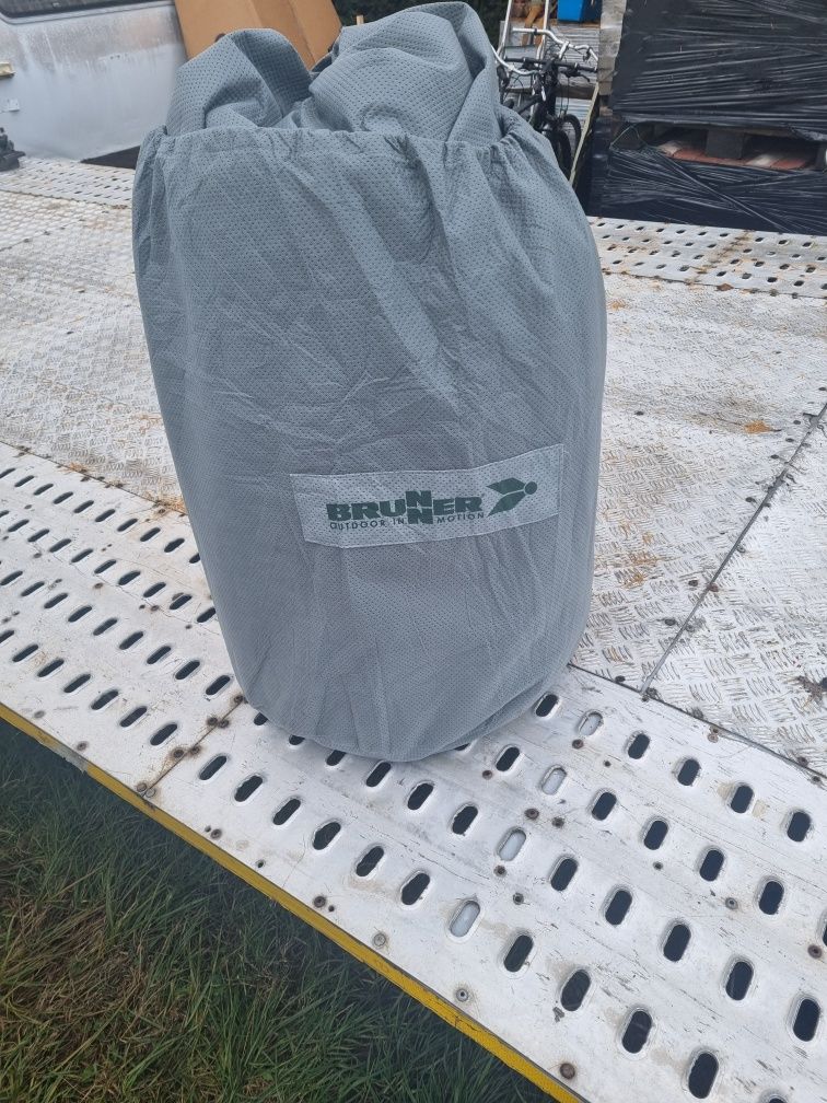 Brunner pokrowiec na przyczepę kempingową 6M 700-750cm