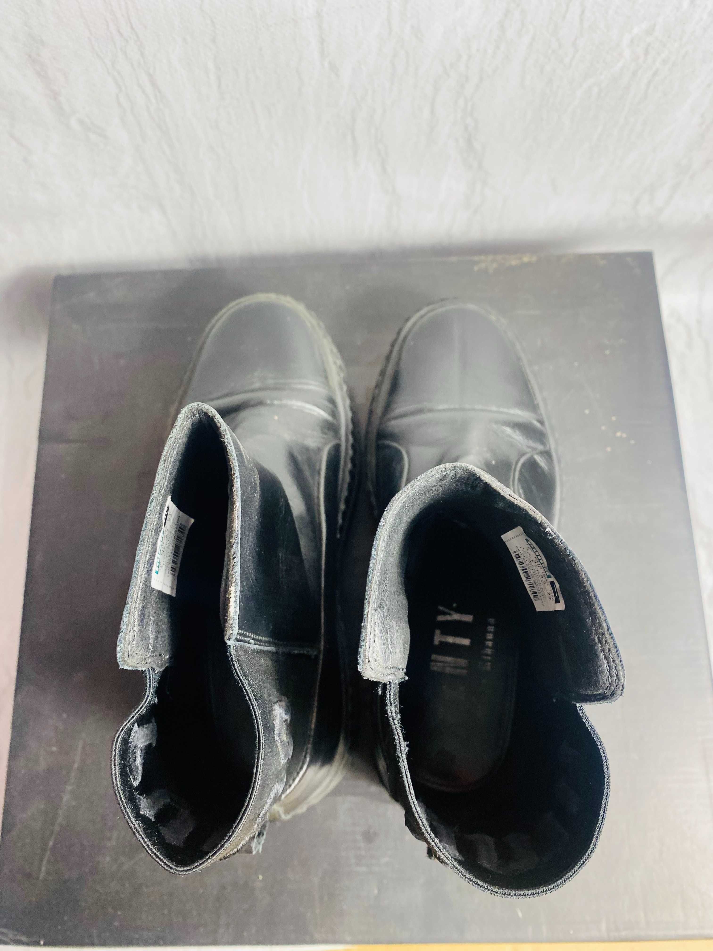 Botki Puma Chelsea Sneaker Boot Rihanna r. 37