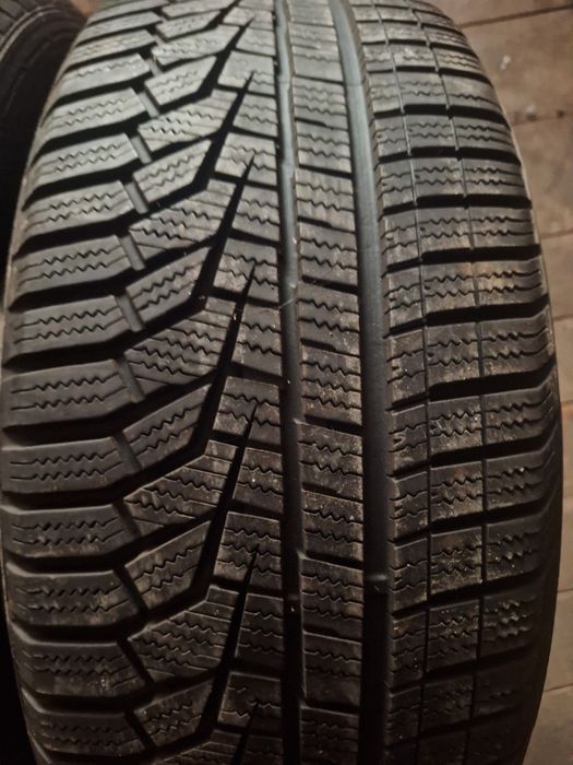 продам шини 205 55 16 Hankook evo2 . в гарному стані