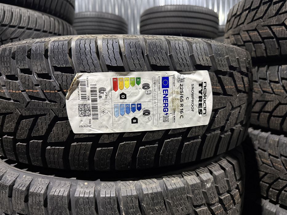 Резина НОВА зима Nokian 225/65 R16C SnowProof C