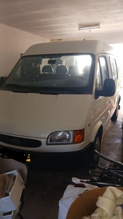 Ford transit 7 lugares