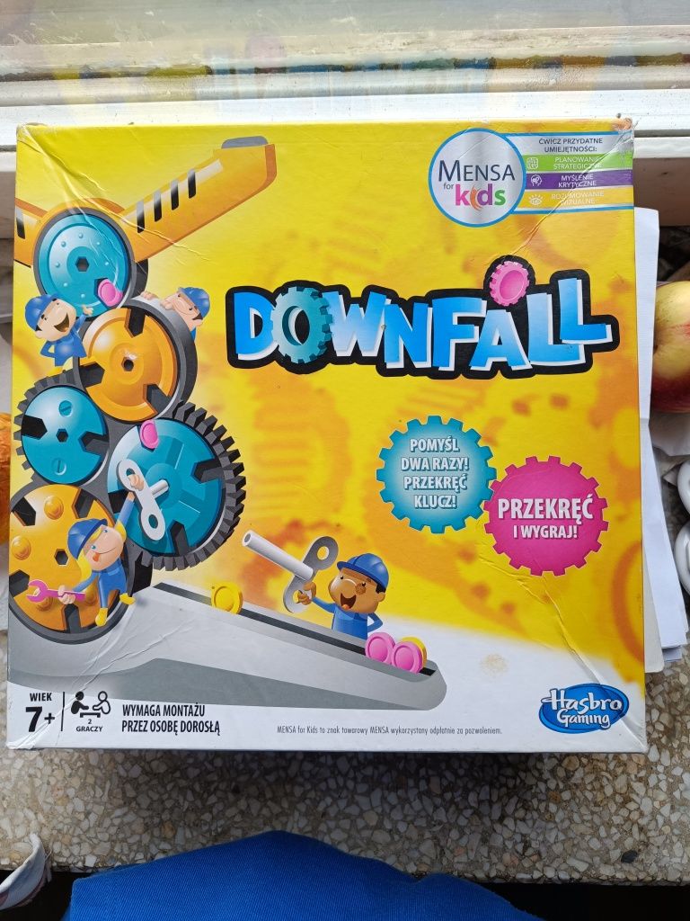 Downfall Mensa Hasbro Gaming