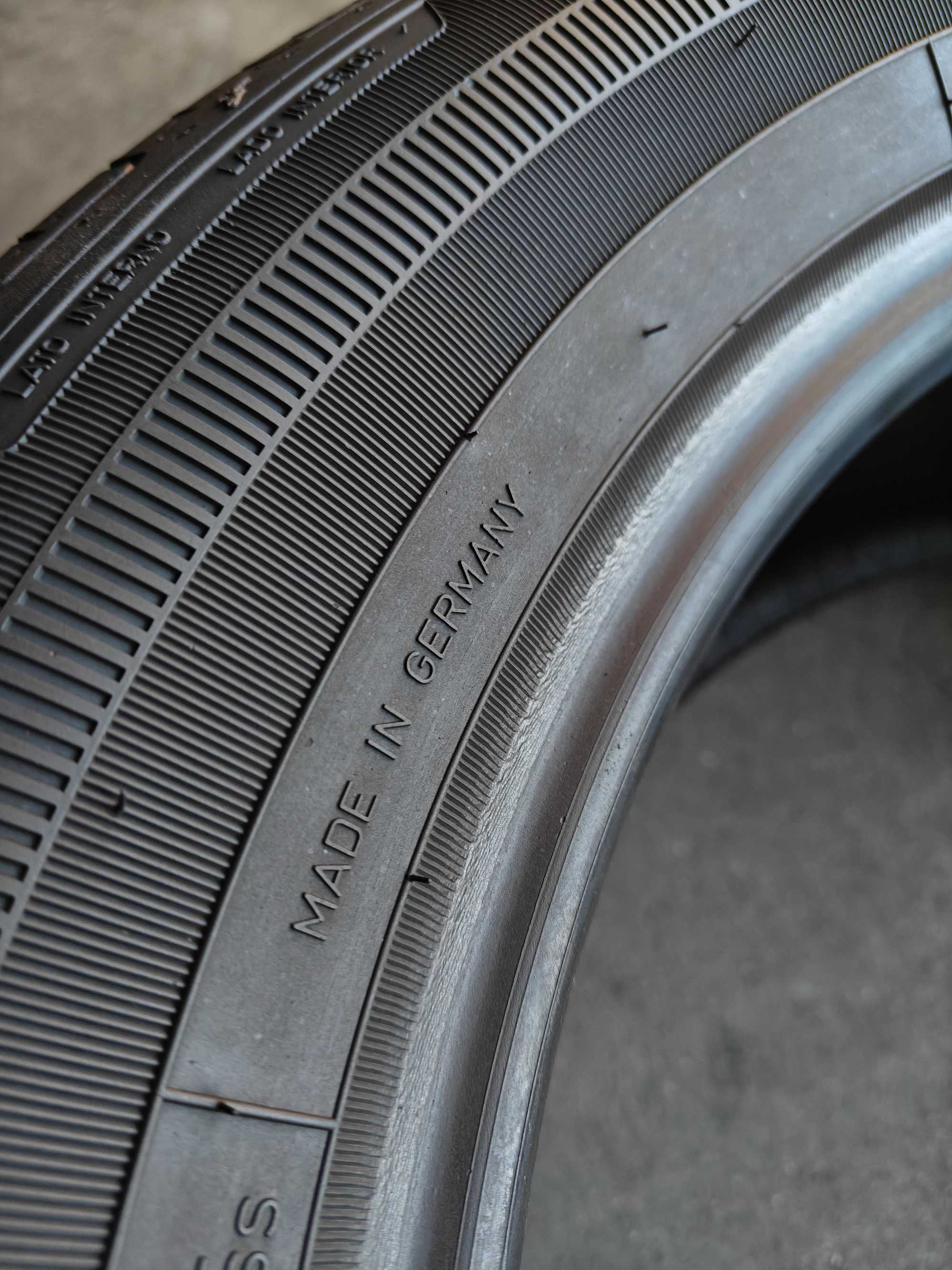 1шт. R17 215 60 шина літня Goodyear Efficient Grip Performance