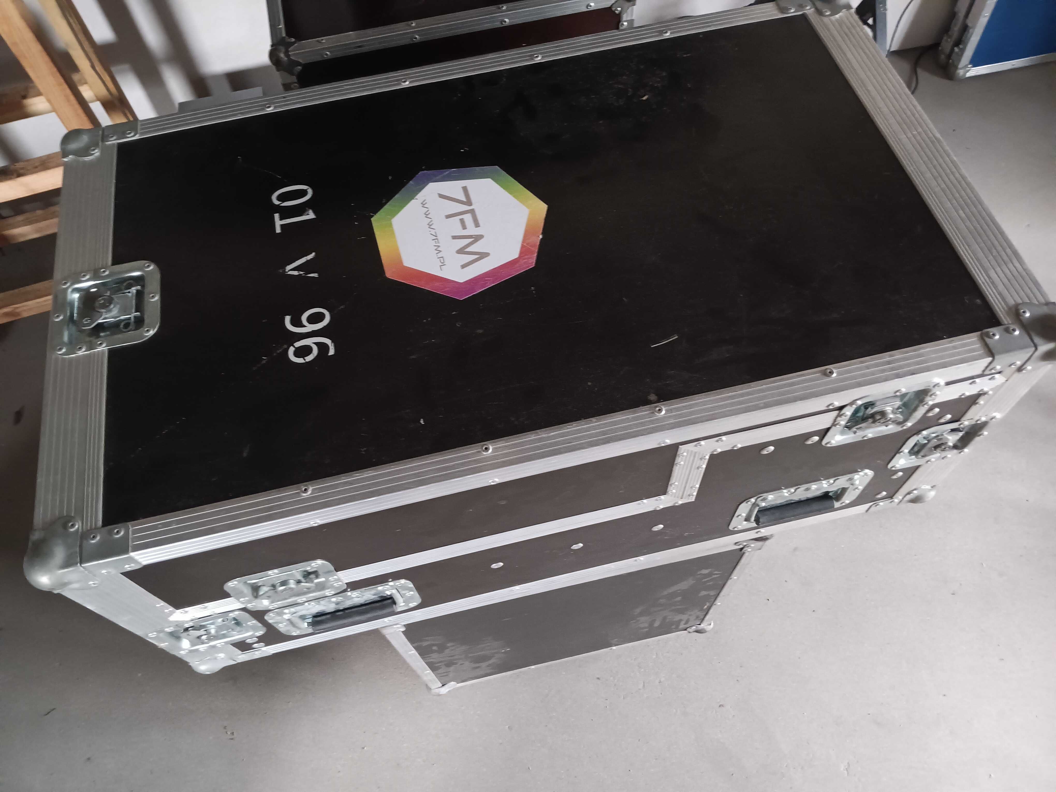 Case yamaha 01v96
