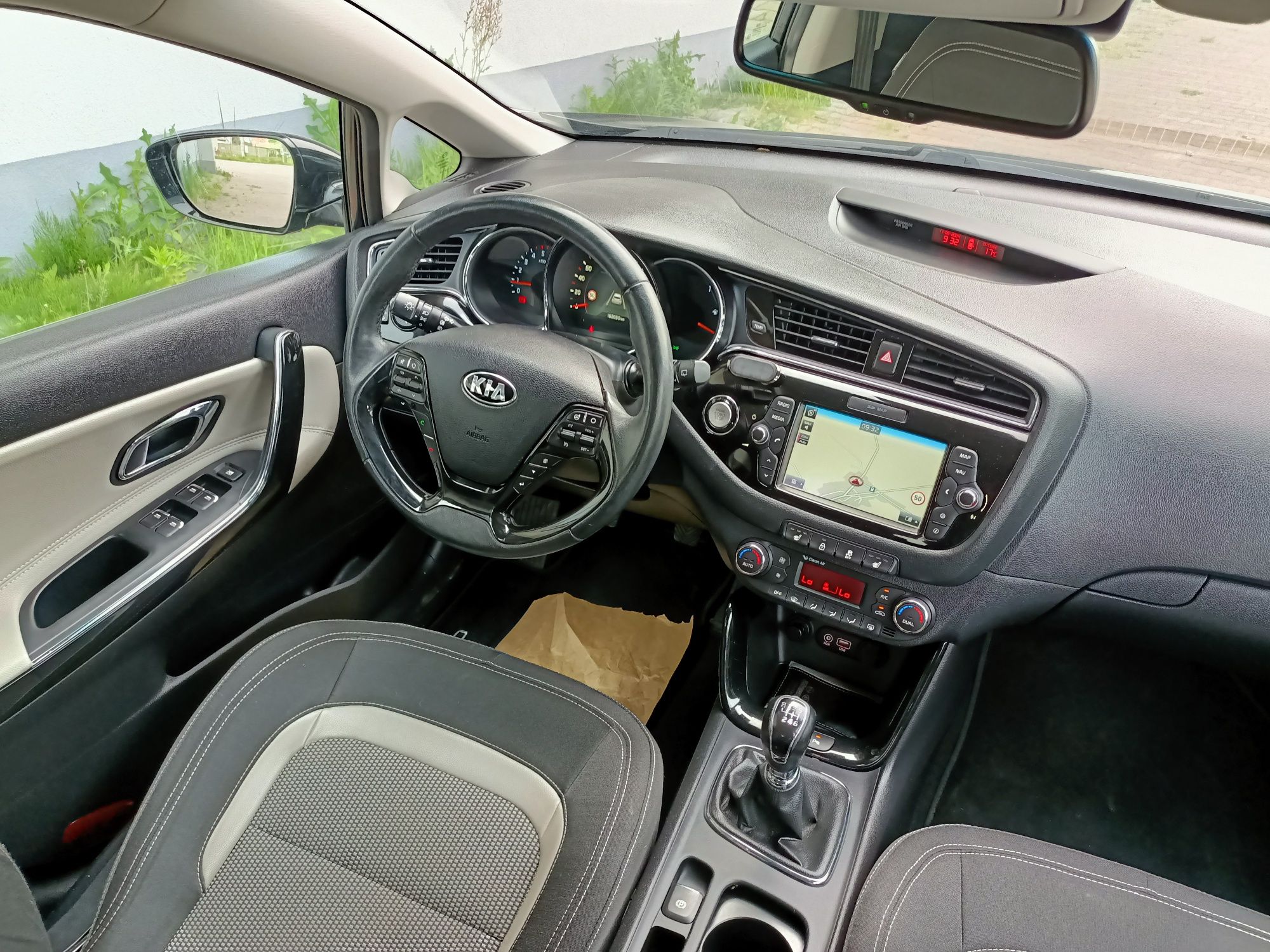 Kia cee'd sportswagon 1.6CRDI Spirit performance kamera