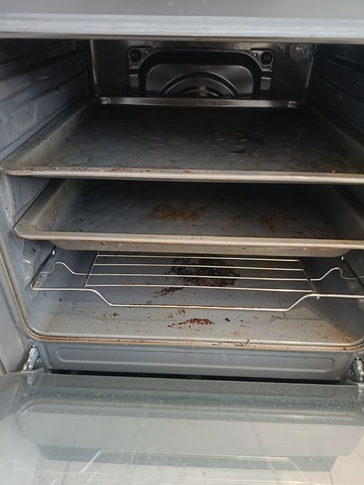 Kuchenka gazowa -elektryczna