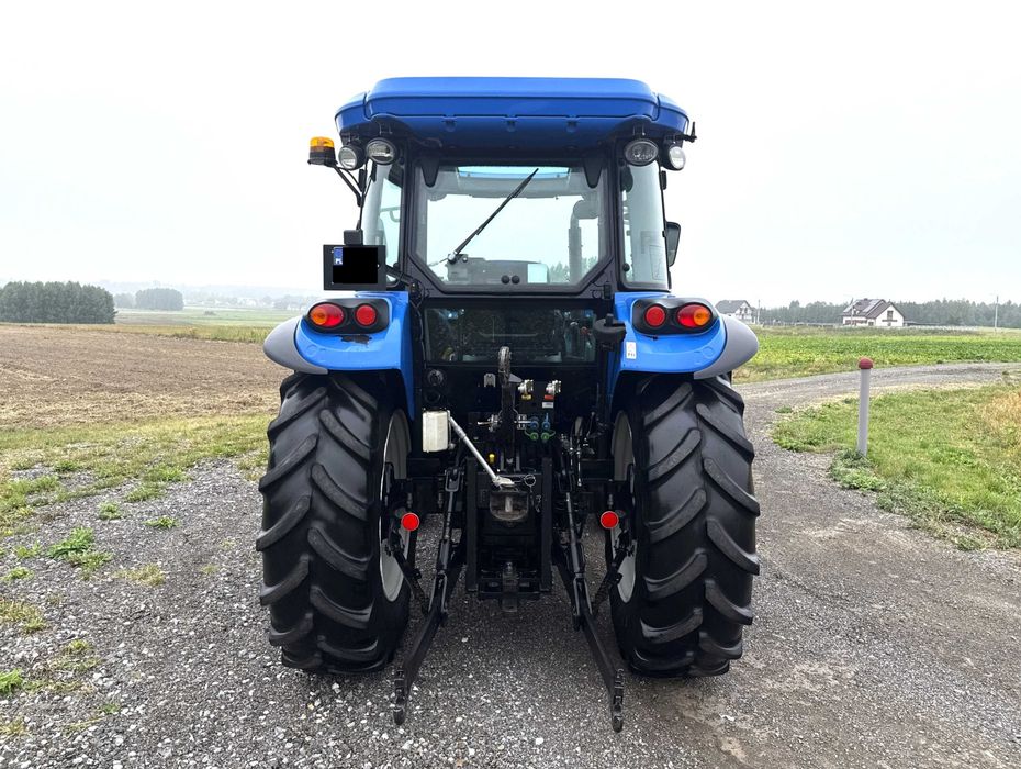 NEW HOLLAND TD5.85 z ładowaczem czołowym STAN BARDZO DOBRY farmall