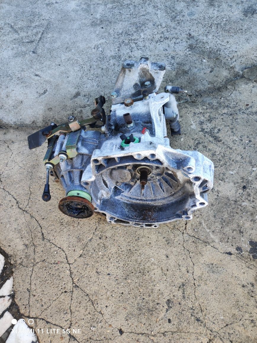 Caixa de 5V para grupo VAG 1.4 e 1.6 a gasolina ref DVW