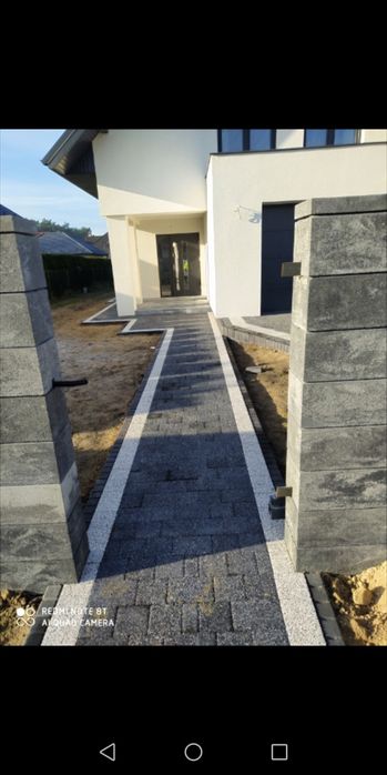 Układanie kostki brukowej