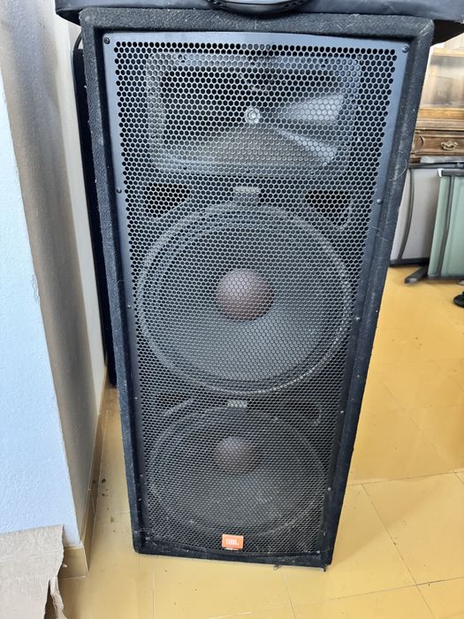 Sistema de som JBL PA