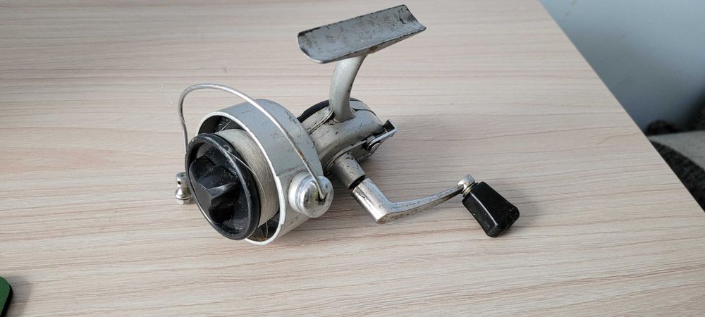 Kołowrotek wędkarski zabytkowy Prince DAM 1013