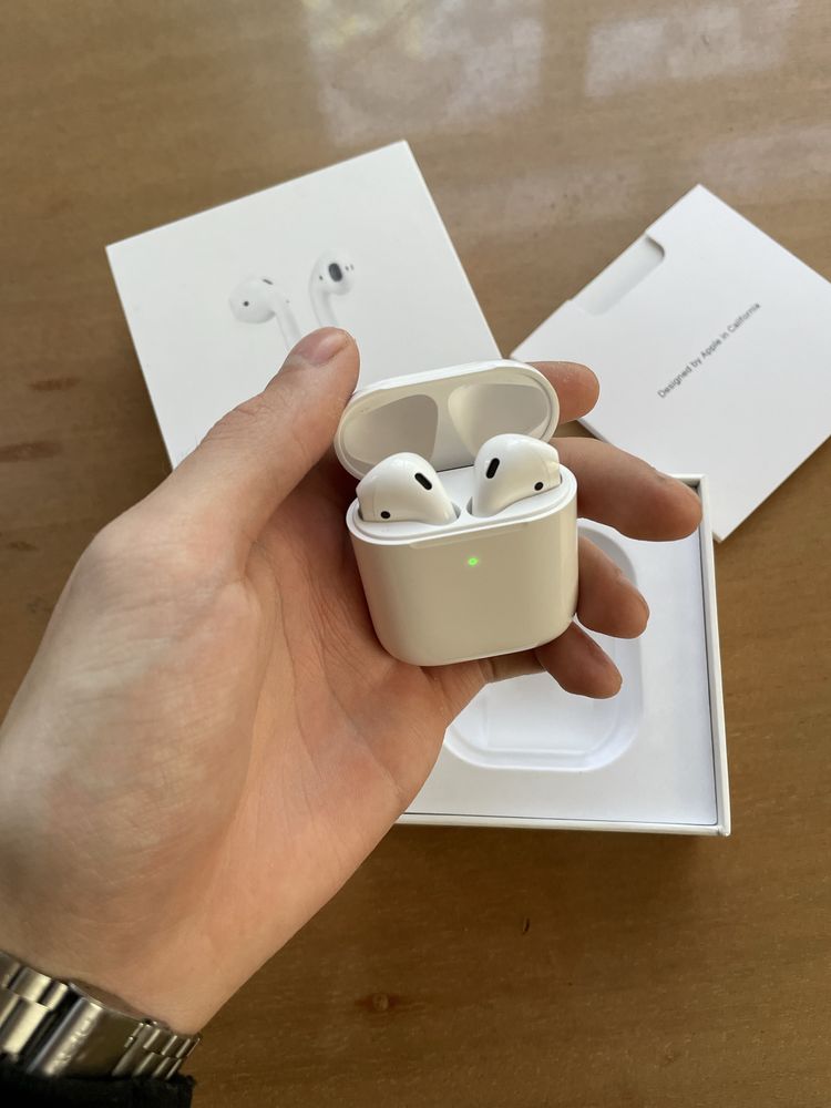 Продам AirPods 2