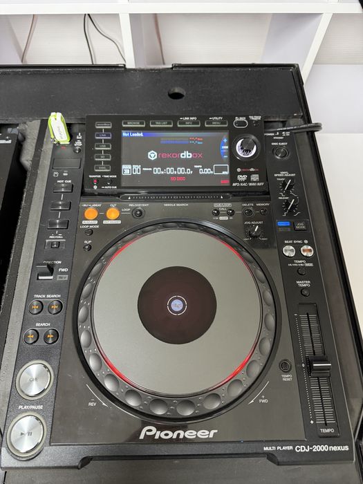 Pioneer cdj 2000 nexus djm 2000