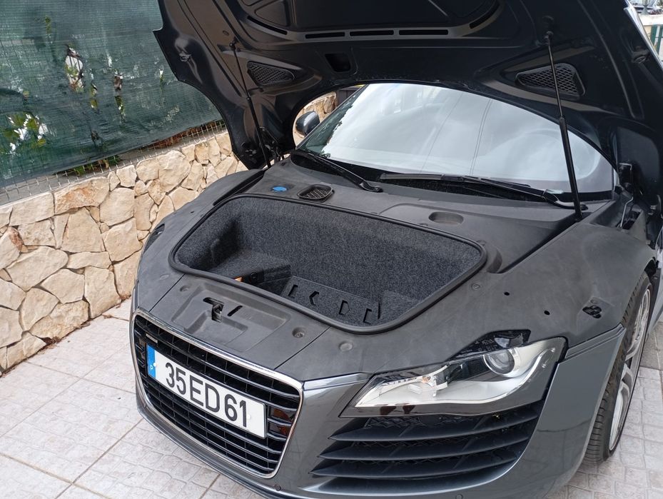 Audi R8 Coupé 4.2 FSI V8 quattro R-tronic