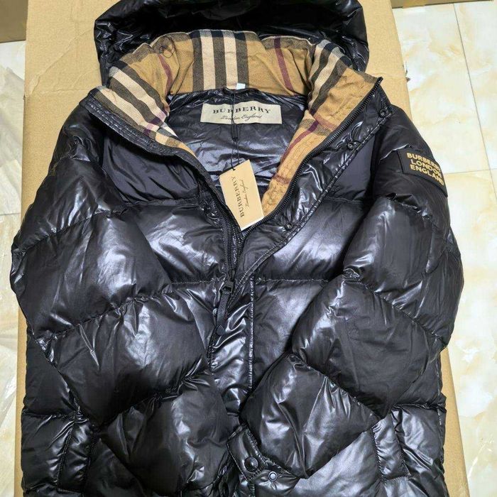 Пуховик burberry/барбері (читайте опис)